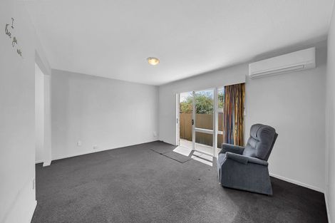 Photo of property in 35 Estuary Road, New Brighton, Christchurch, 8061
