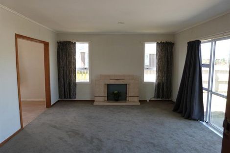 Photo of property in 2 Hinau Road, Mangere Bridge, Auckland, 2022