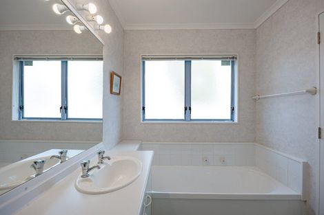 Photo of property in 88b Kensington Drive, Taradale, Napier, 4112