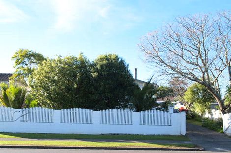 Photo of property in 13 Garus Avenue, Mangere East, Auckland, 2024