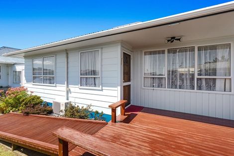 Photo of property in 15b Farnworth Crescent, Whakatane, 3120