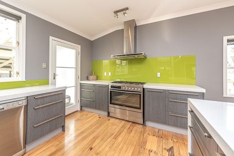 Photo of property in 35 Milne Street, Marton, 4710