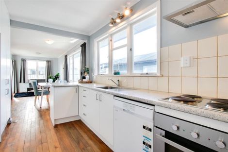 Photo of property in 44 Meeanee Road, Taradale, Napier, 4112