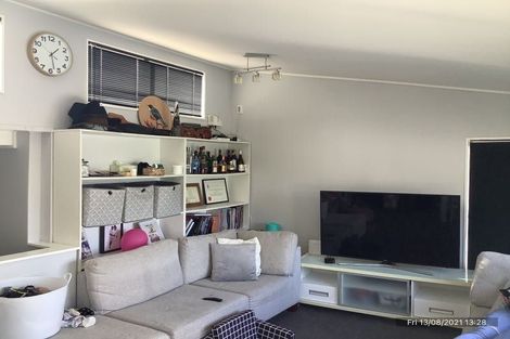 Photo of property in 98a Maupuia Road, Maupuia, Wellington, 6022