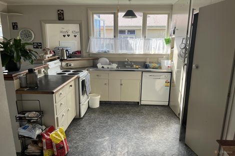 Photo of property in 10 Michael Street, Waimate, 7924