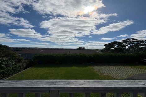 Photo of property in 2 Marlborough Avenue, Glenfield, Auckland, 0629