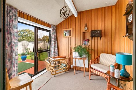 Photo of property in 15a Holyrood Terrace, Waipukurau, 4200
