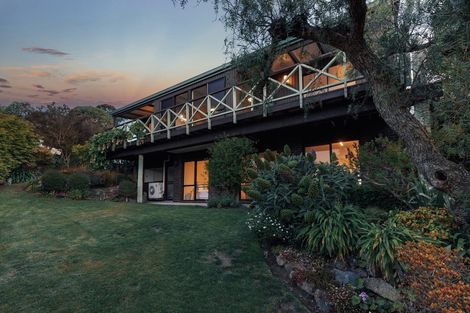 Photo of property in 68 Cannon Hill Crescent, Mount Pleasant, Christchurch, 8081