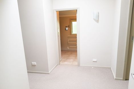 Photo of property in 19 Pohutukawa Avenue, Red Beach, 0932