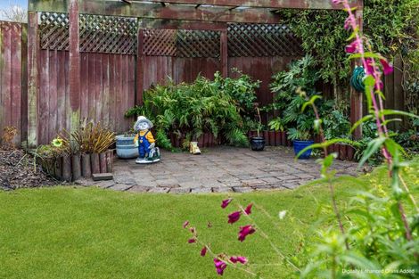 Photo of property in 26 Showgate Avenue, Sockburn, Christchurch, 8042