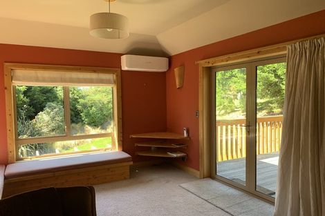 Photo of property in 8 Drake Place, Lake Hawea, Wanaka, 9382