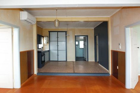 Photo of property in 46 Signal Street, Foxton Beach, Foxton, 4815