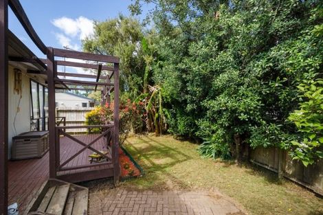 Photo of property in 3/8 Ireland Place, Ranui, Auckland, 0612