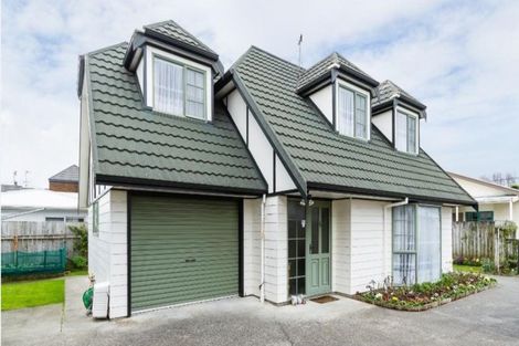 Photo of property in 2/76 Trafalgar Street, Waterloo, Lower Hutt, 5011