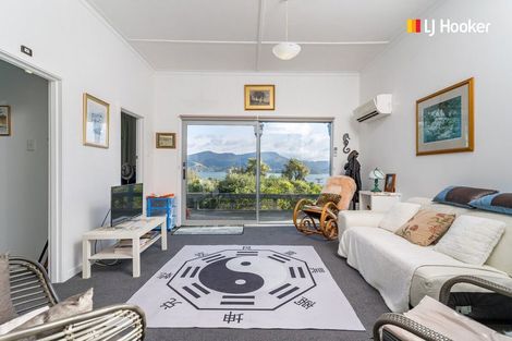 Photo of property in 22 Moerangi Street, Broad Bay, Dunedin, 9014