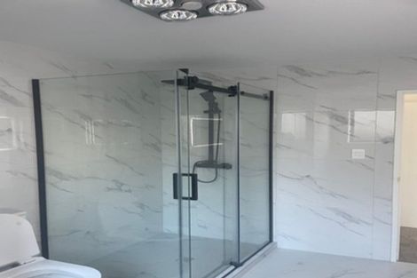 Photo of property in 66a West Harbour Drive, West Harbour, Auckland, 0618