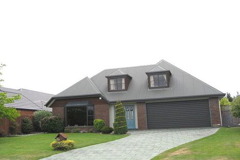 Photo of property in 27 Millcroft Place, Parklands, Christchurch, 8083