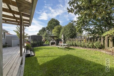 Photo of property in 43 Cambridge Road, Riverhead, 0820