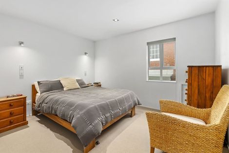 Photo of property in 3/16 Oriental Terrace, Oriental Bay, Wellington, 6011