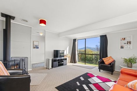 Photo of property in 27 Owhatiura Drive, Lynmore, Rotorua, 3010