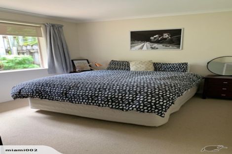 Photo of property in 1/20 Ellenbury Place, Stanmore Bay, Whangaparaoa, 0932