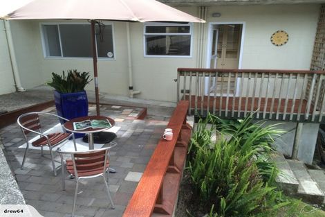 Photo of property in 2/17 Havenwood Place, Birkenhead, Auckland, 0626