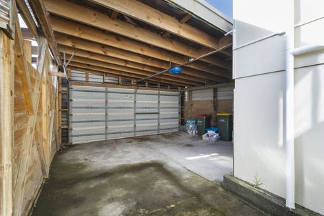 Photo of property in 14 Rainsford Street, Moturoa, New Plymouth, 4310