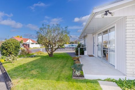 Photo of property in 3b Bellwood Place, Chartwell, Hamilton, 3210