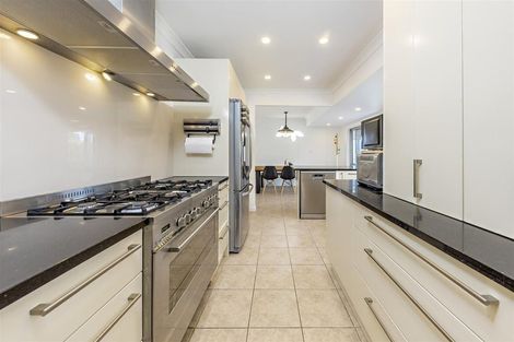 Photo of property in 3 Salas Place, Howick, Auckland, 2010