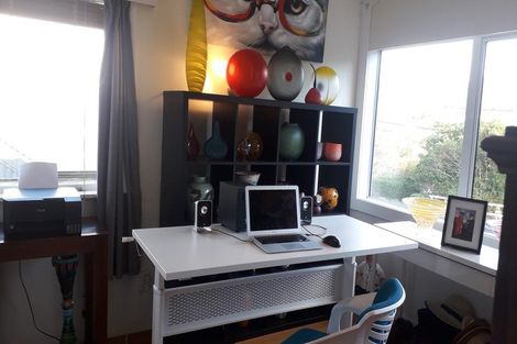 Photo of property in 9 Swansea Street, Khandallah, Wellington, 6035