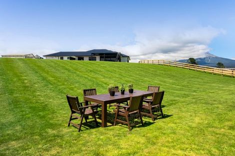 Photo of property in 90 Peters Road, Kaimiro, Inglewood, 4386