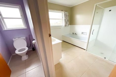 Photo of property in 28 Lewis Street, Glenview, Hamilton, 3206