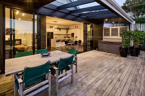 Photo of property in 67 Waipapa Road, Hataitai, Wellington, 6021
