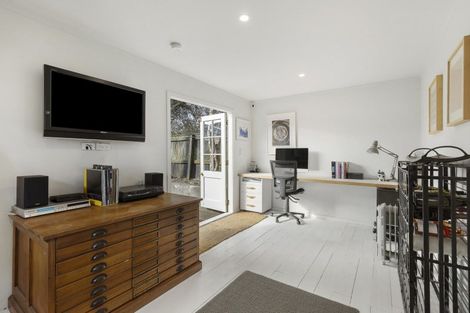 Photo of property in 23 Mason Street, Moera, Lower Hutt, 5010