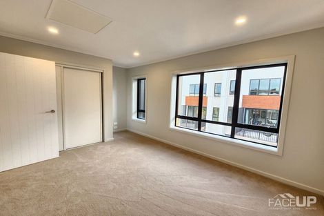 Photo of property in 6/35 Marine Parade, Hobsonville, Auckland, 0616