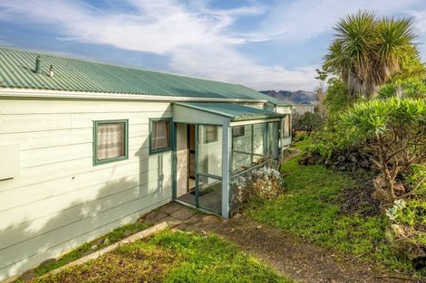 Photo of property in 12 Emerson Crescent, Diamond Harbour, 8971