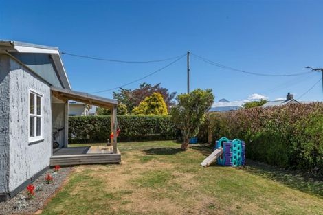 Photo of property in 23 Rosalind Street, Stratford, 4332