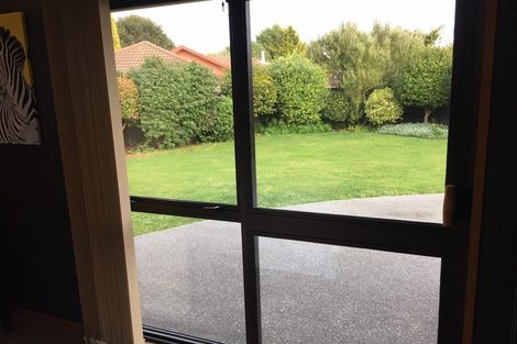 Photo of property in 10 Sunbeam Place, Halswell, Christchurch, 8025