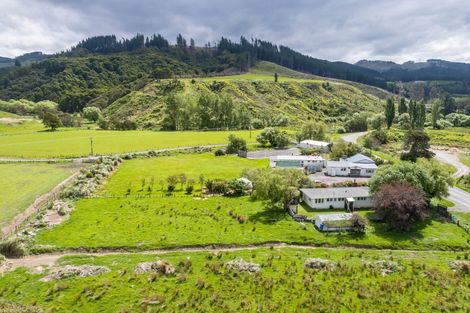 Photo of property in 2936 White Rock Road, Tuturumuri, Martinborough, 5782