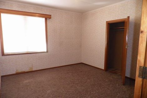 Photo of property in 8 Kohekohe Street, New Lynn, Auckland, 0600