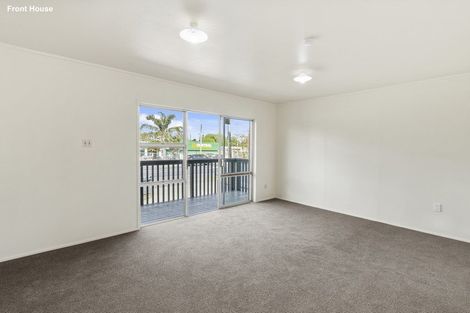 Photo of property in 1/138 Great South Road, Drury, 2113