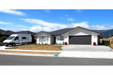 Photo of property in 15 Curtis Street, Stoke, Nelson, 7011