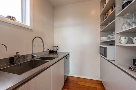 Photo of property in 73 Overtoun Terrace, Hataitai, Wellington, 6021