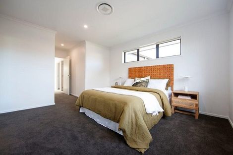 Photo of property in 24 Te Piriti Road, One Tree Point, 0118