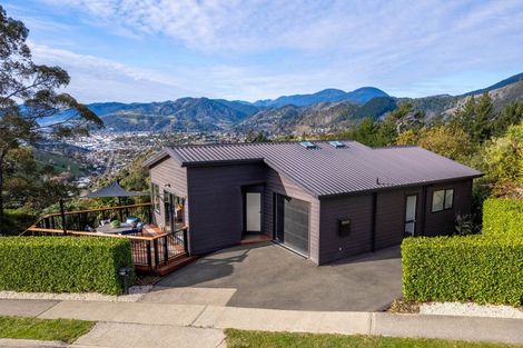 Photo of property in 319 Princes Drive, Britannia Heights, Nelson, 7010