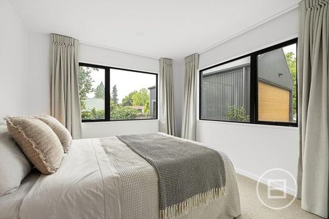 Photo of property in 6 Heuchan Lane, Wanaka, 9305