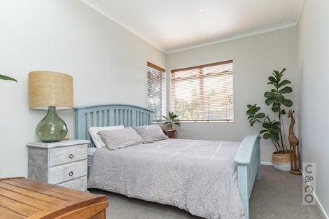 Photo of property in 7 Norglen Lane, Riverhead, 0820