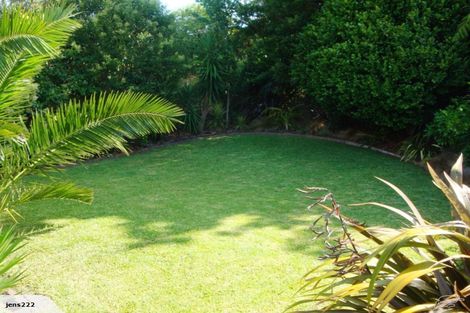 Photo of property in 7 Lake Road, Northcote, Auckland, 0627