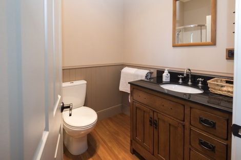 Photo of property in 6 Griggs Road, Whitford, Howick, 2571