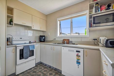 Photo of property in 38 Clemow Road, Fitzroy, New Plymouth, 4312